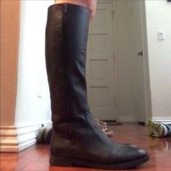 Enzo Angiolini knee high black leather boots - Picture 3 of 3